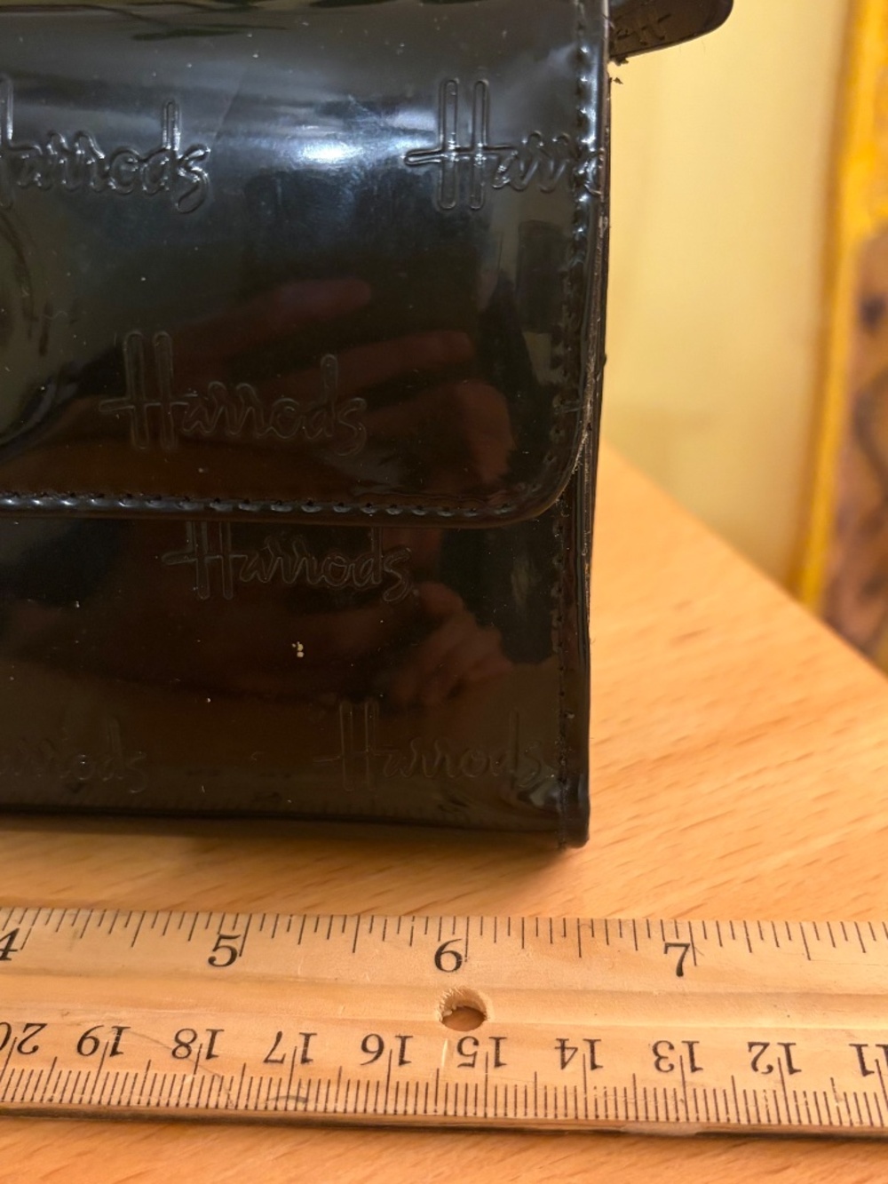 Harrod's Black Patent PVC Wallet Clutch Trifold Logo Card Holder London UK - Picture 4 of 11